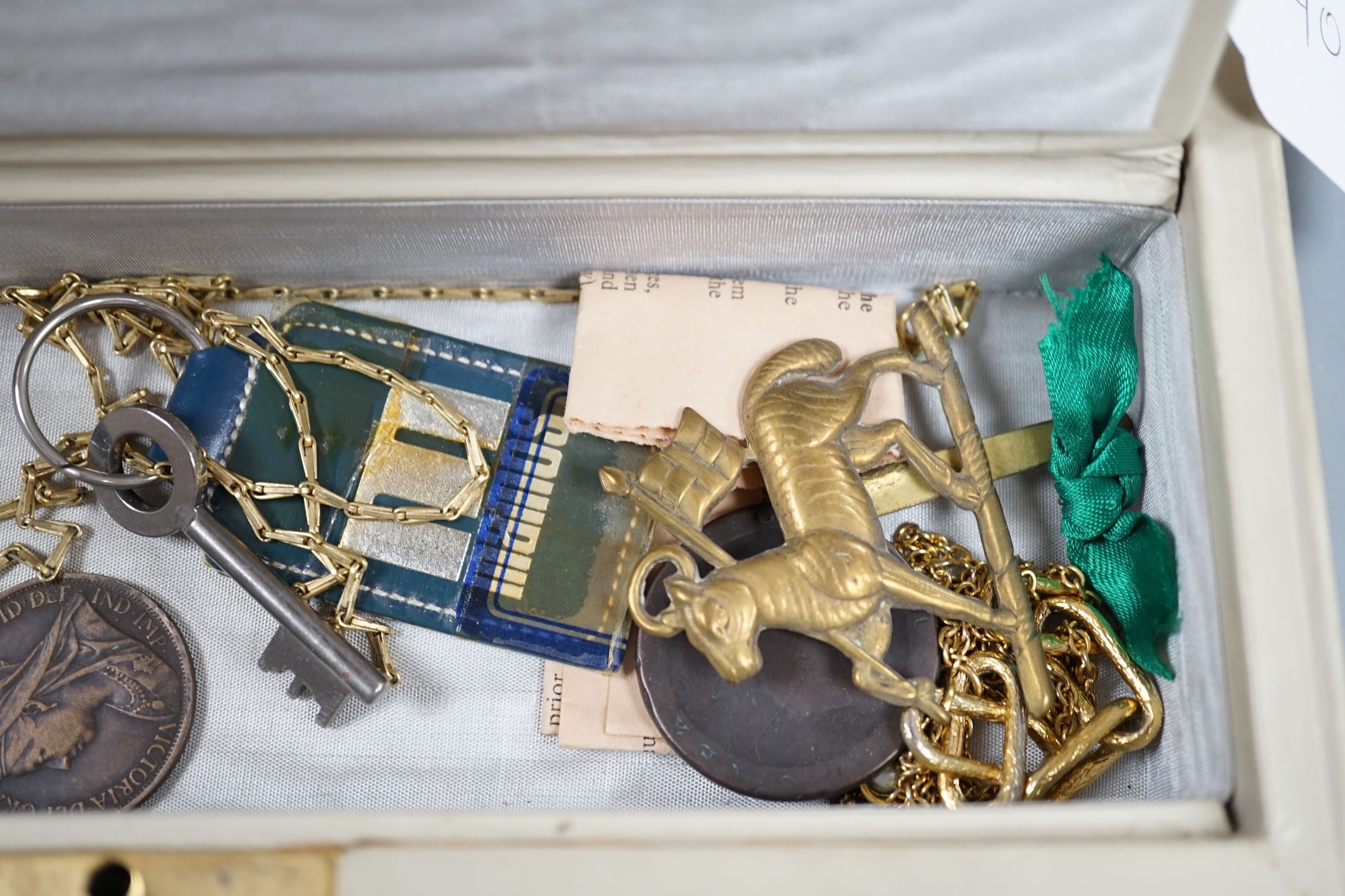 A yellow metal and baroque pearl cluster ring, a gilt white metal and malachite bracelet and assorted costume jewellery.